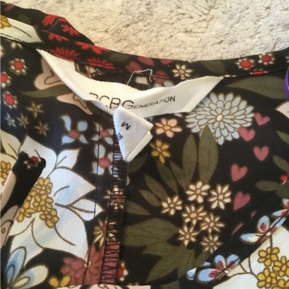 BCBGeneration Multicolor Floral Blouse - Picture 4 of 5